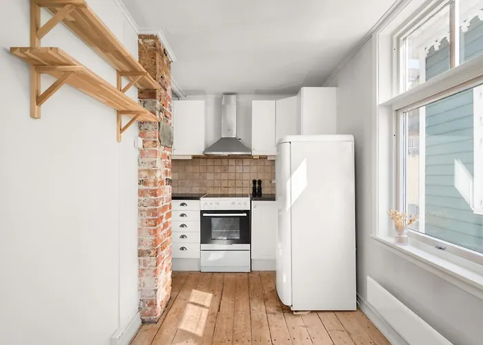 Gem Straight Out Of History - Built In 1750 *