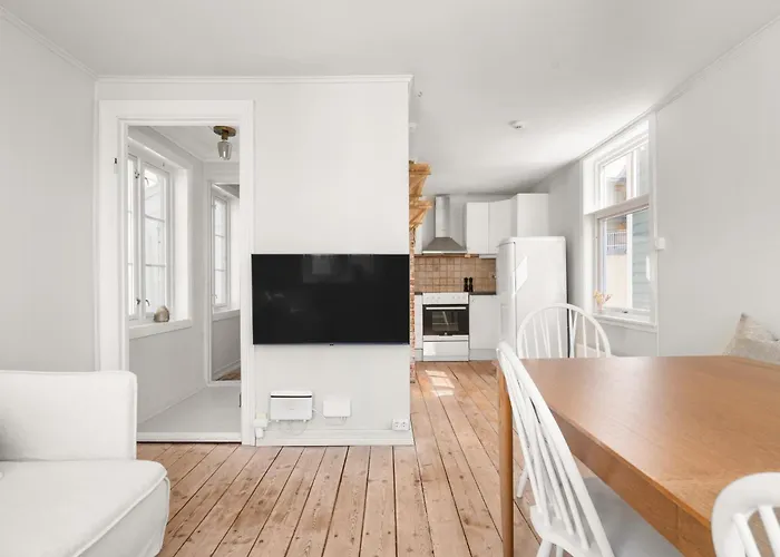 Gem Straight Out Of History - Built In 1750 Bergen