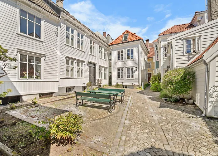 Gem Straight Out Of History - Built In 1750 * Bergen